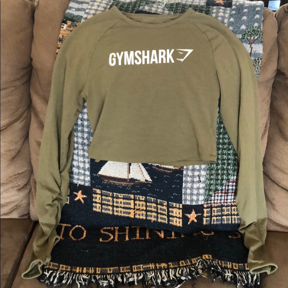 Long sleeve Gymshark Crop Top
